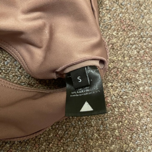 Balance athletica isla bra size S - Picture 5 of 5